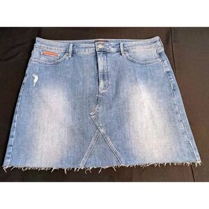 NYDJ ~ Denim Skirt ~ Size 18 ~ Lift Tuck ~ Raw Hem Medium Wash ~ Distressed
